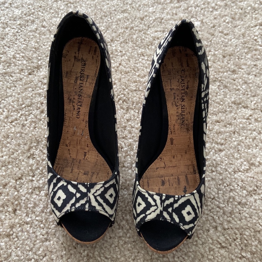 Christian Siriano Black and White Patterned Cork Heel Peep-Toe Pumps - Picture 2 of 3